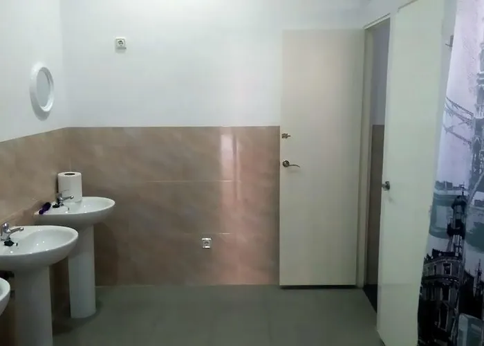 Vandrarhem Internacional De Backpackers *